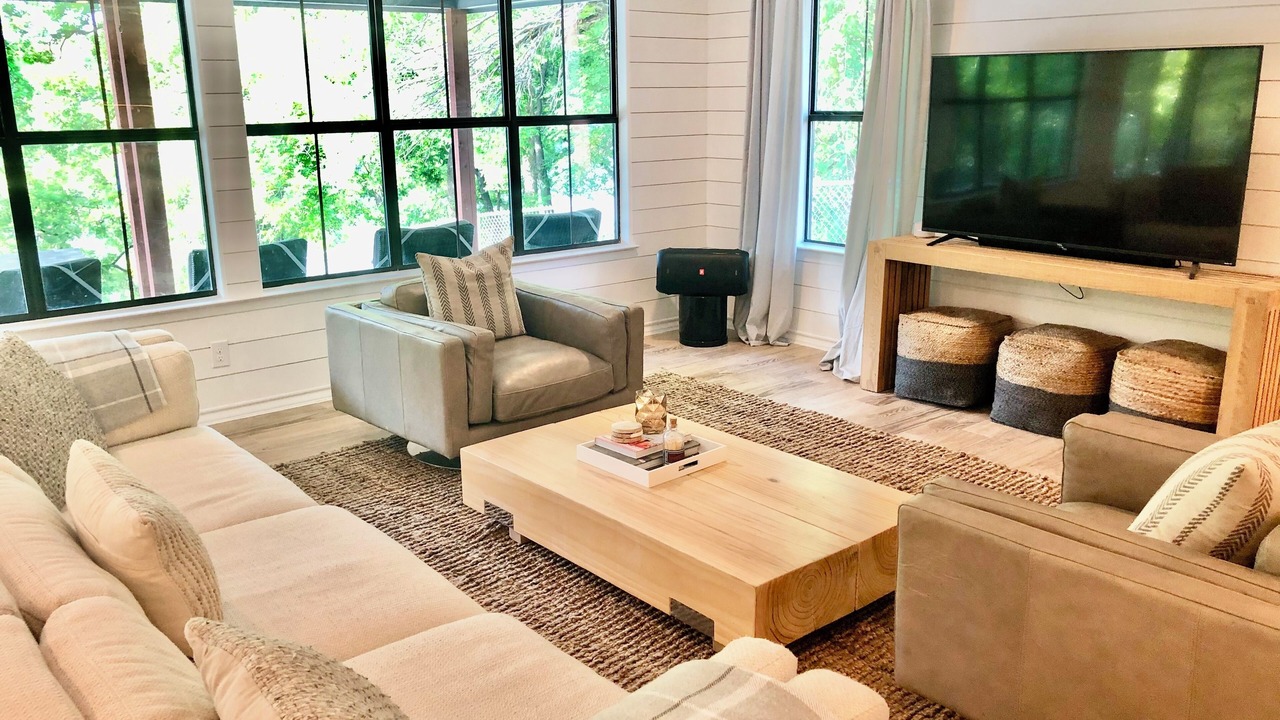 Photo of Livingroom in Burnet