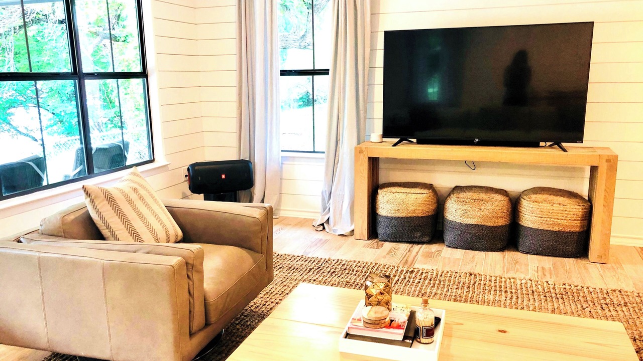 Photo of Livingroom in Burnet