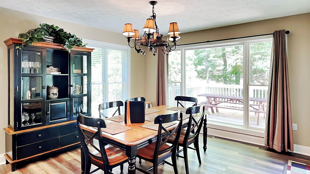 Photo of Livingroom in Blakeslee