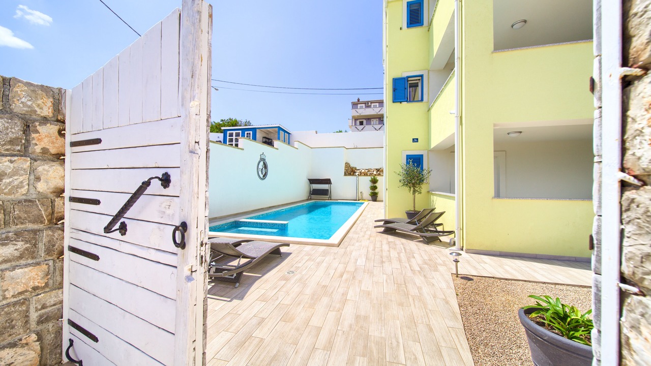 Photo of Outdoor in Salatic