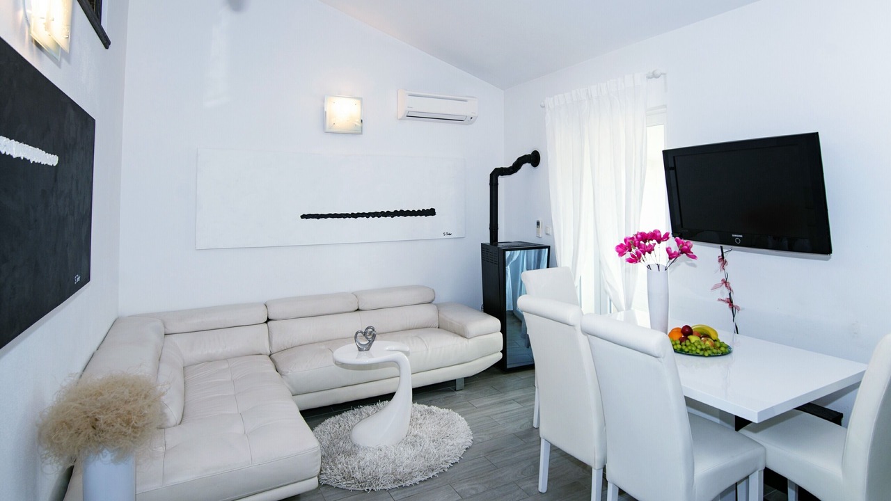 Photo of Livingroom in Salatic