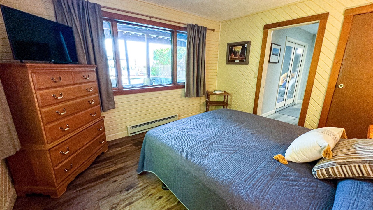 Photo of Bedroom in Bolton Landing