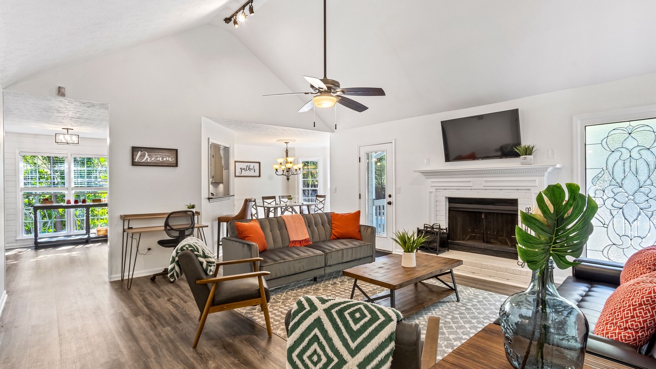 Photo of Livingroom in Clarkdale