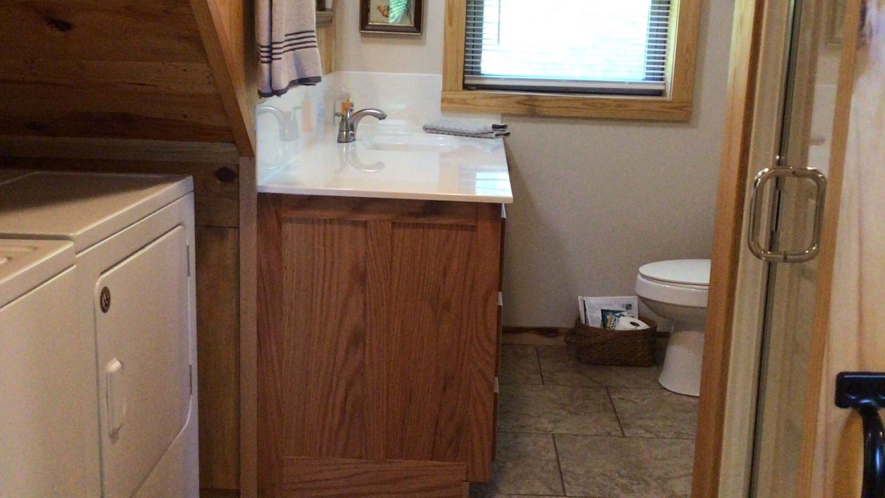 Photo of Bathroom in Parthenon