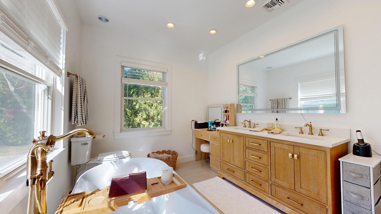 Photo of Bathroom in East Quogue