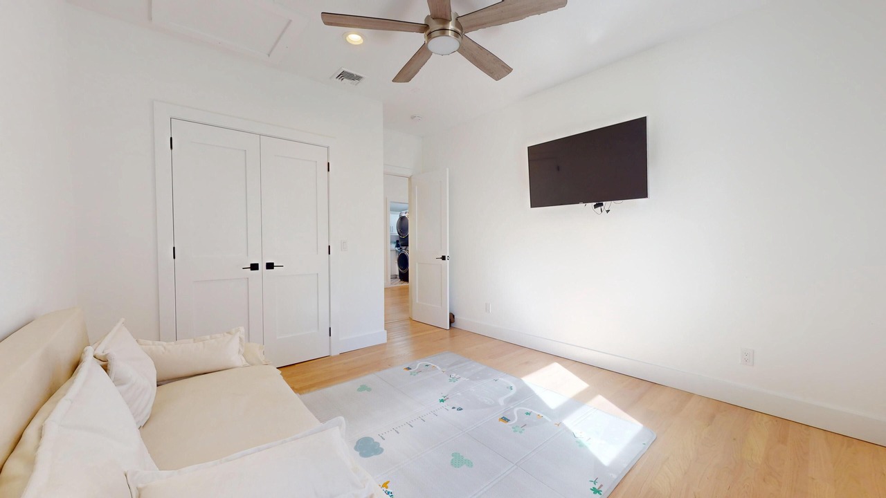 Photo of Livingroom in East Quogue