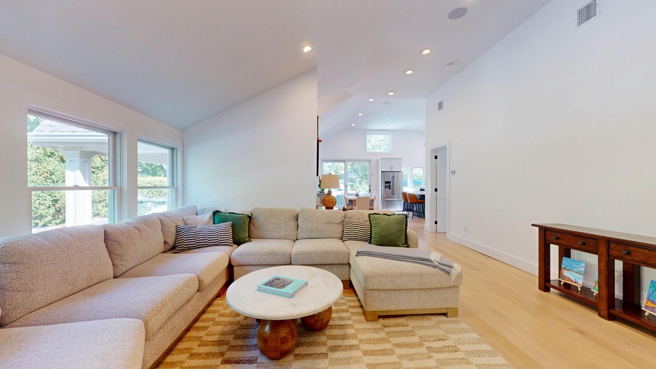 Photo of Livingroom in East Quogue
