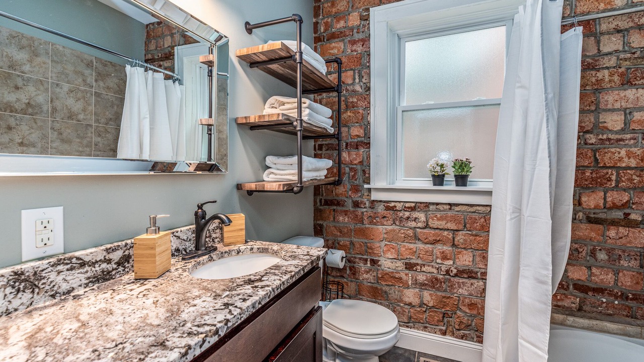 Photo of Bathroom in Southwest Garden