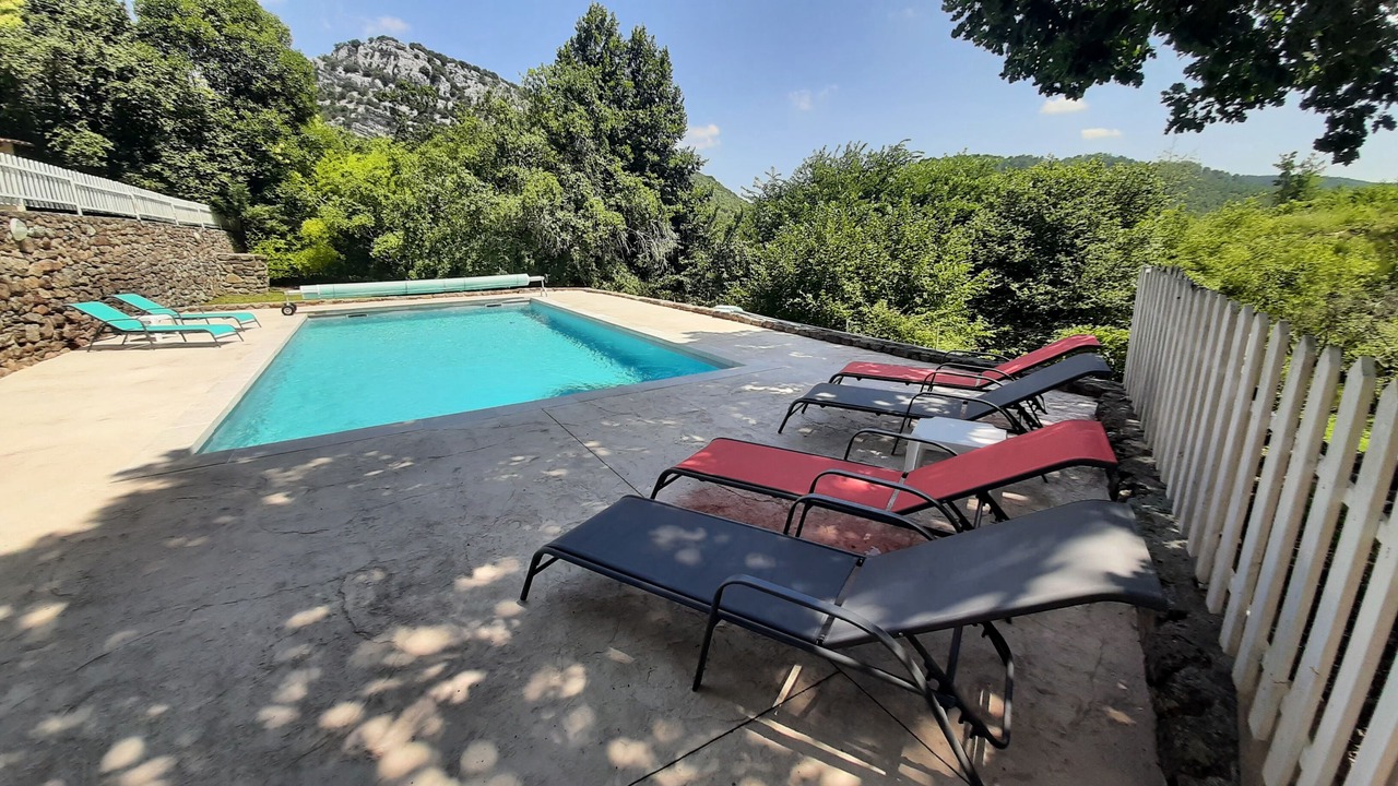 Photo of Outdoor in Banne