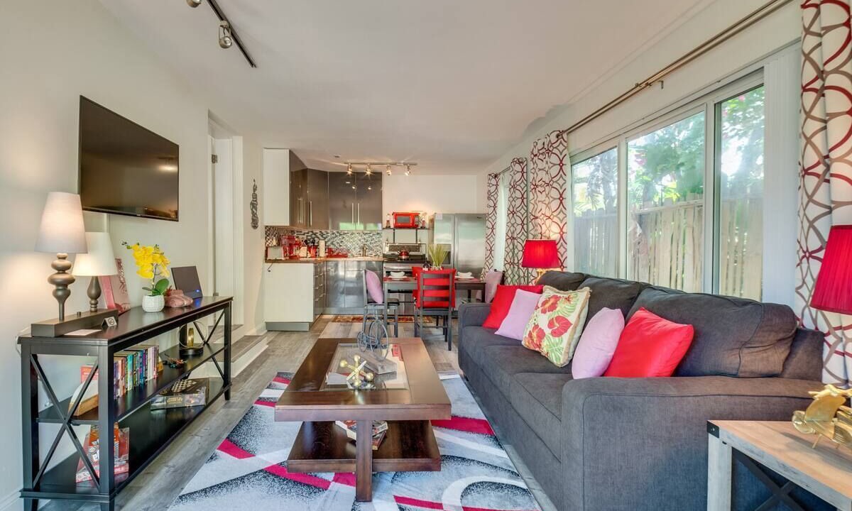 Photo of Livingroom in Coral Ridge