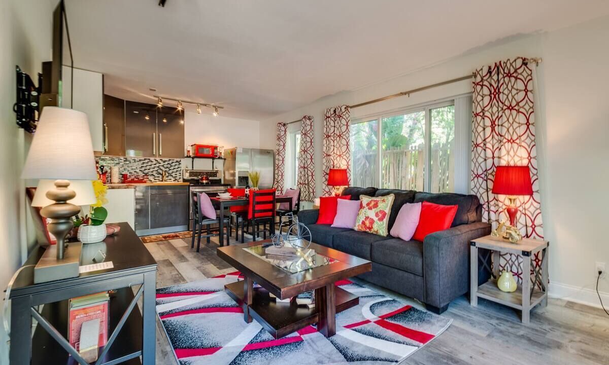 Photo of Livingroom in Coral Ridge