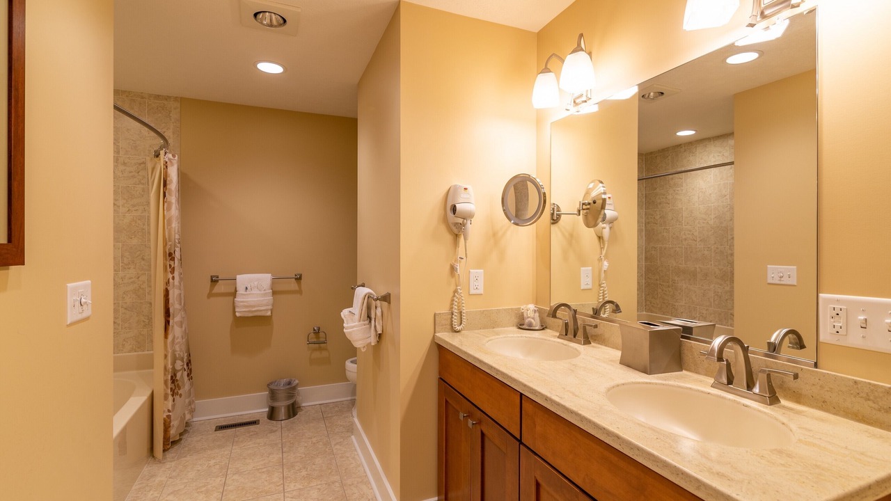 Photo of Bathroom in McGaheysville