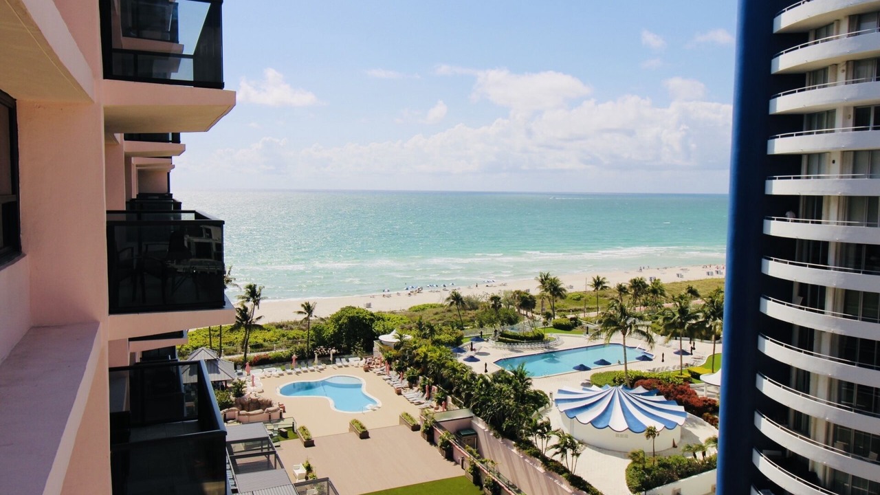 Photo of Outdoor in Mid Beach