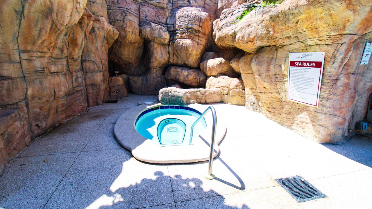 Photo of Outdoor in Mid Beach