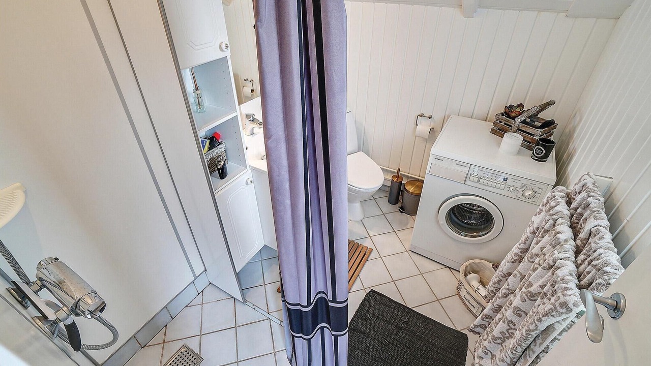 Photo of Bathroom in Karrebksminde