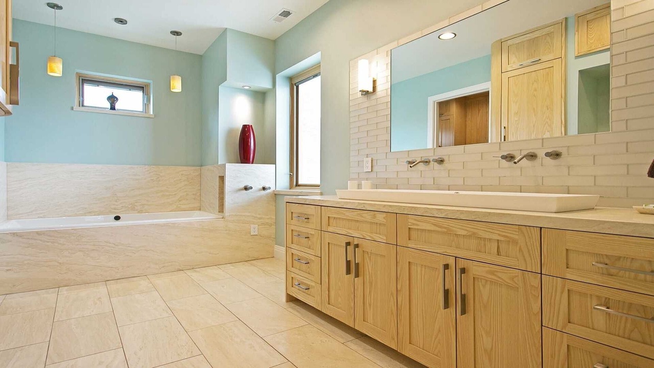 Photo of Bathroom in Central City