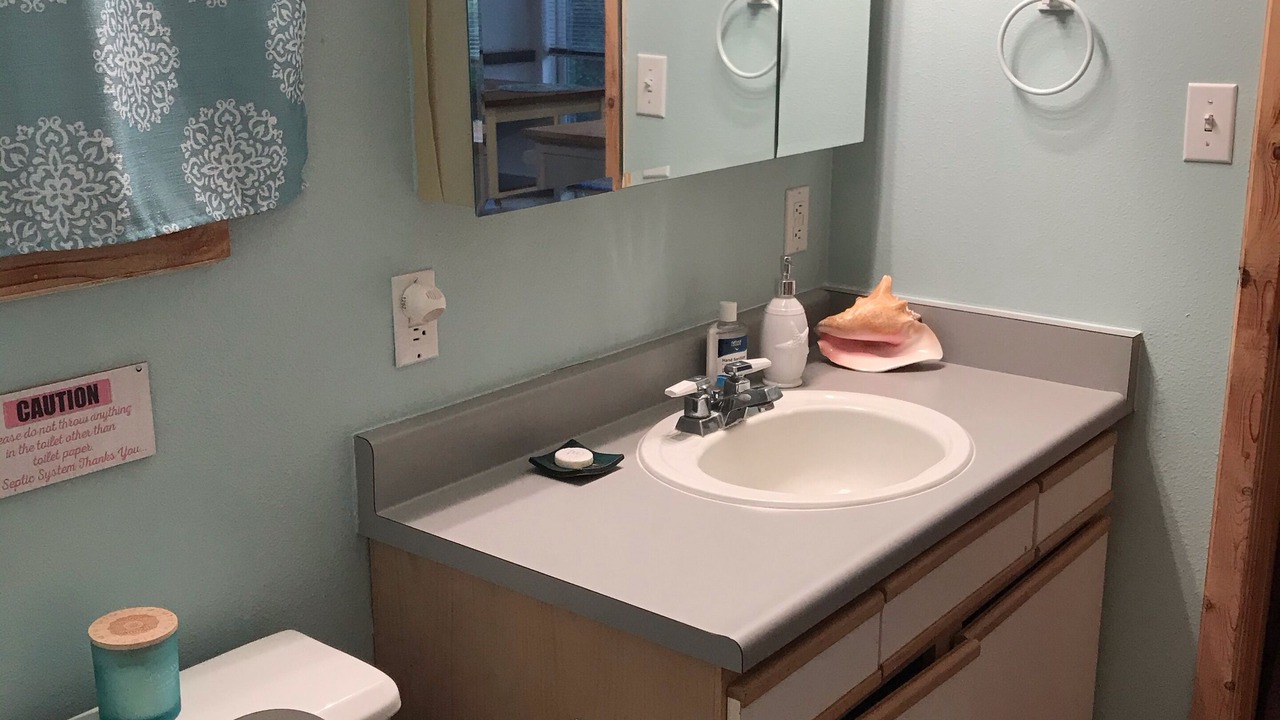 Photo of Bathroom in Long Beach