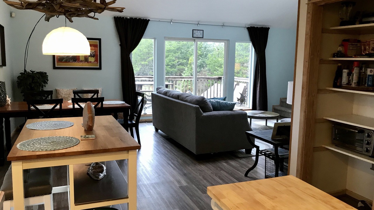 Photo of Livingroom in Long Beach