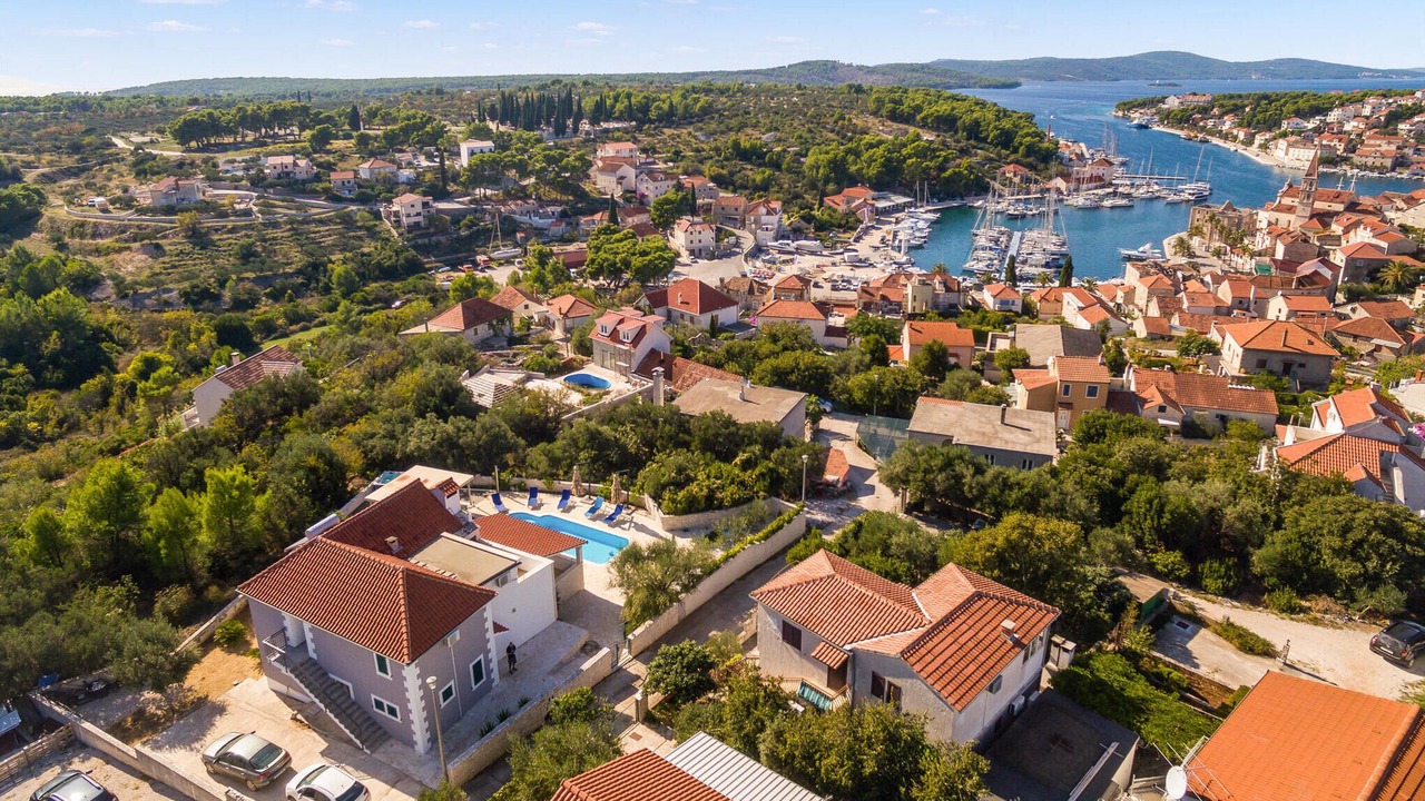 Photo of Others in Milna (Brac)