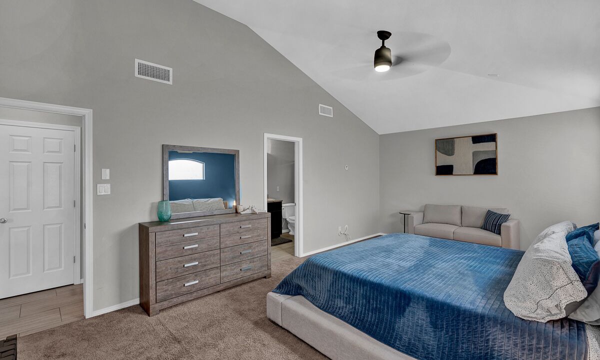 Photo of Bedroom in Biggs Field
