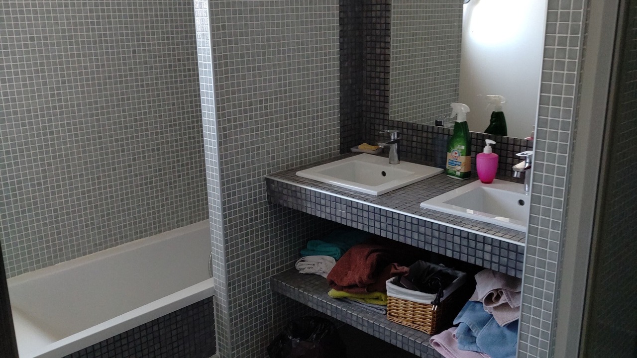 Photo of Bathroom in Vic-la-Gardiole