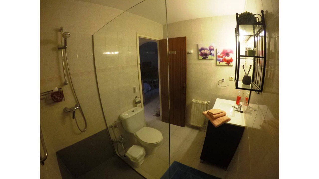 Photo of Bathroom in Macanet de Cabrenys