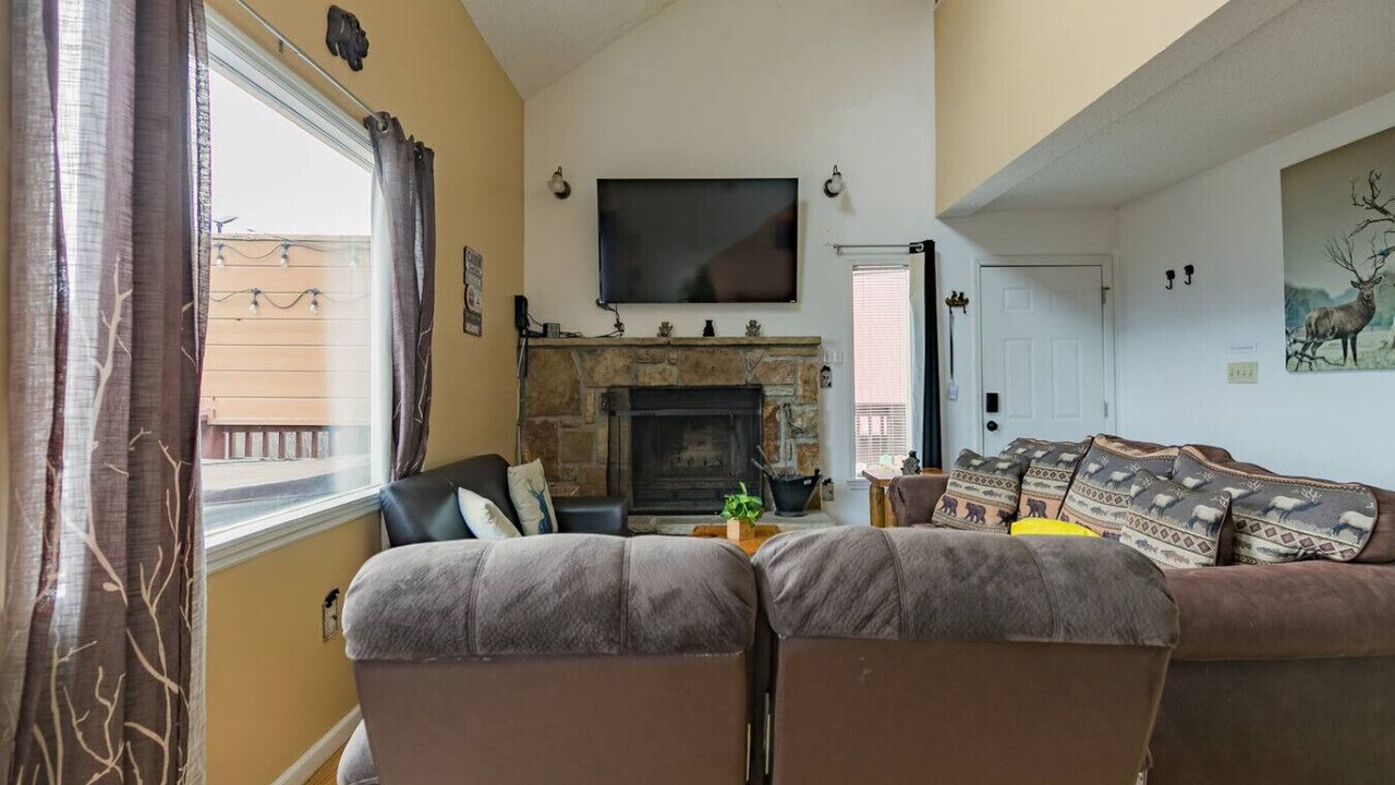Photo of Livingroom in Chalet Village