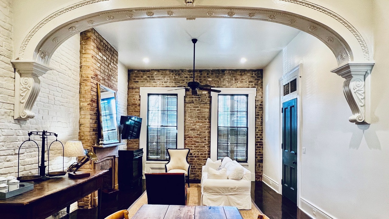 Photo of Livingroom in Lower Garden District