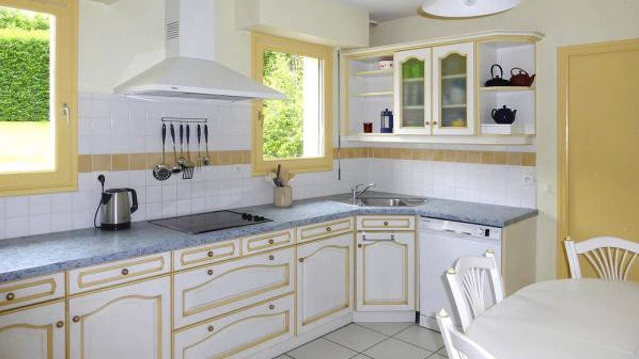 Photo of Kitchen in Le Minihic-sur-Rance