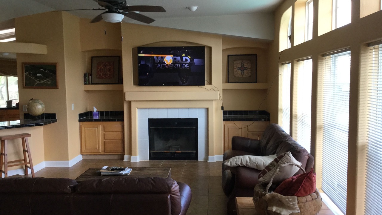 Photo of Livingroom in Sutherland Springs