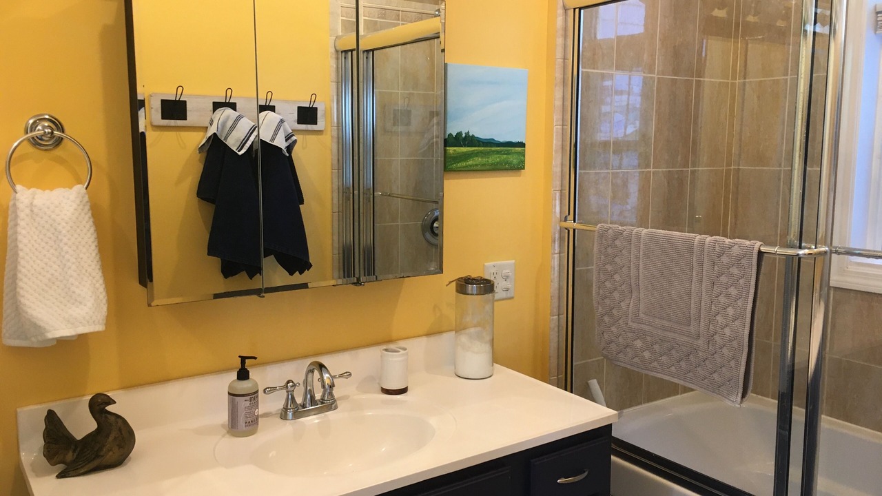 Photo of Bathroom in Lanesborough