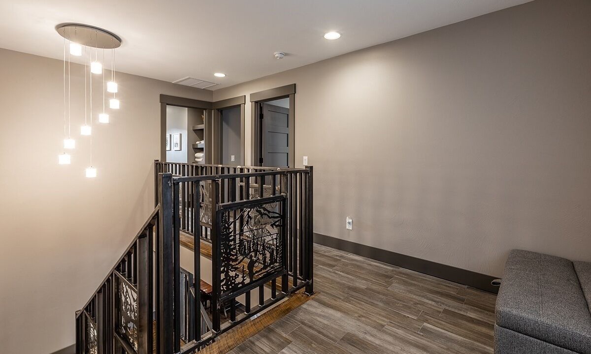 Photo of Others in Helena