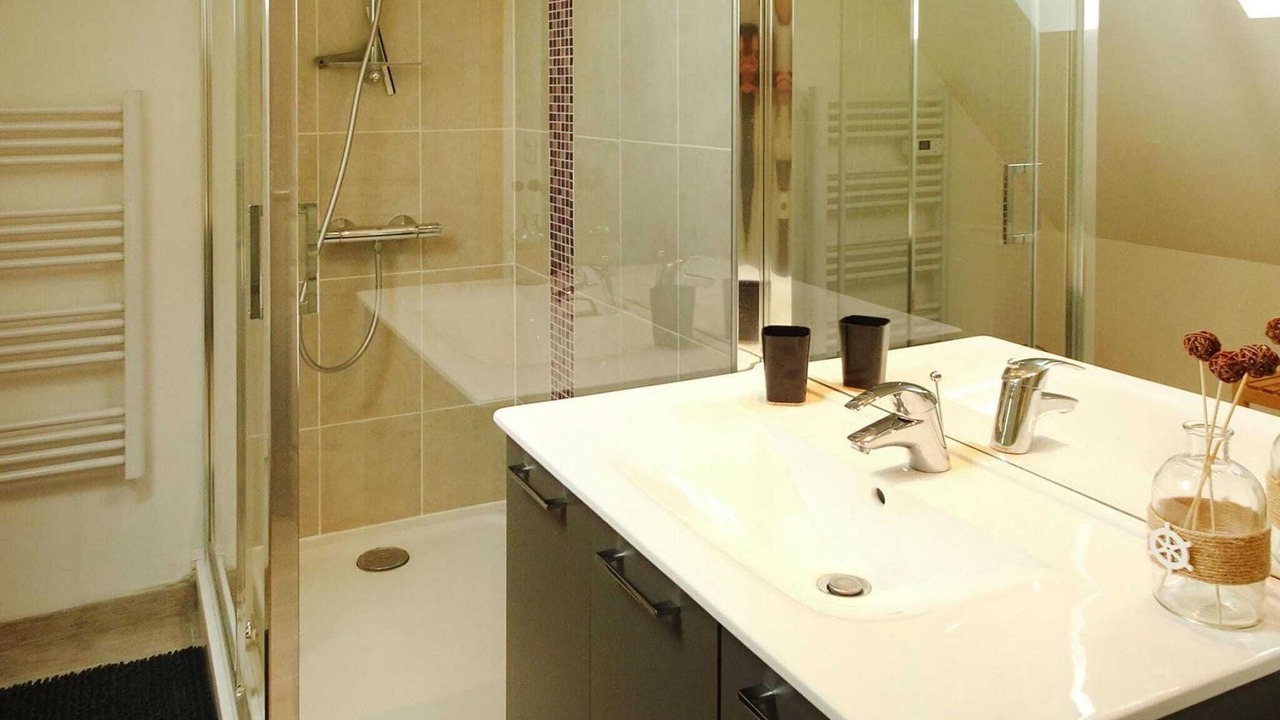 Photo of Bathroom in Brucheville