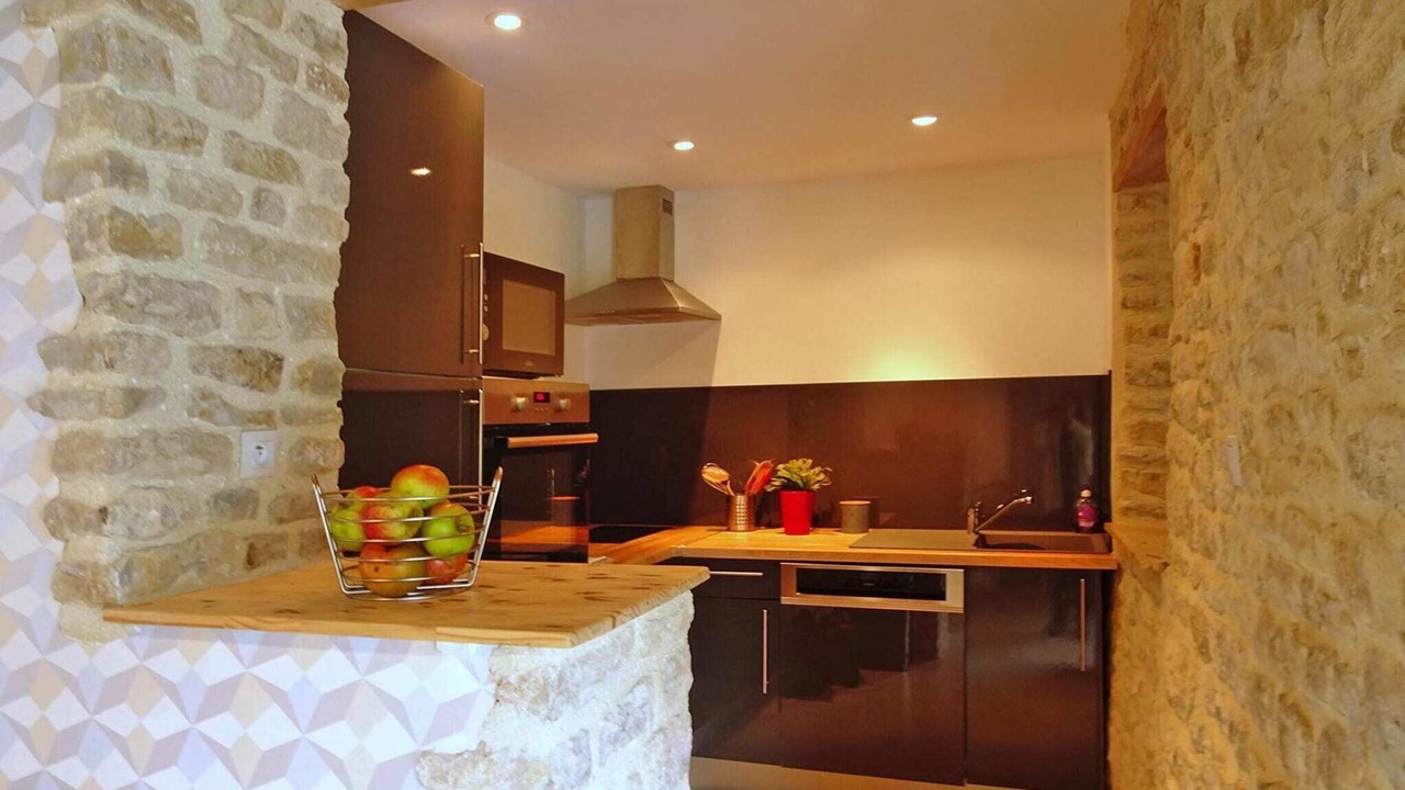 Photo of Others in Brucheville