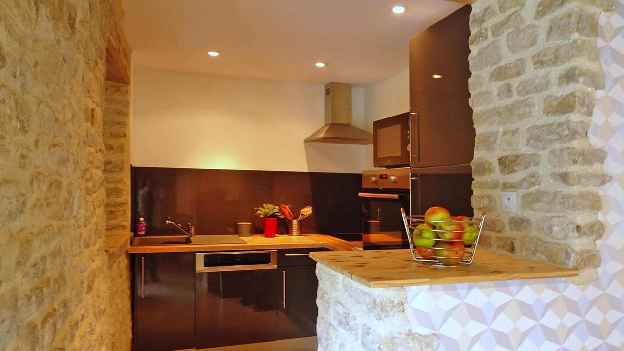 Photo of Others in Brucheville