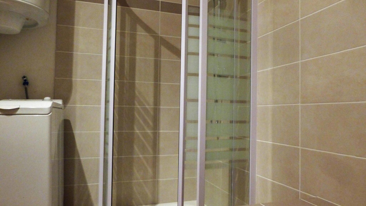 Photo of Bathroom in Revest-du-Bion