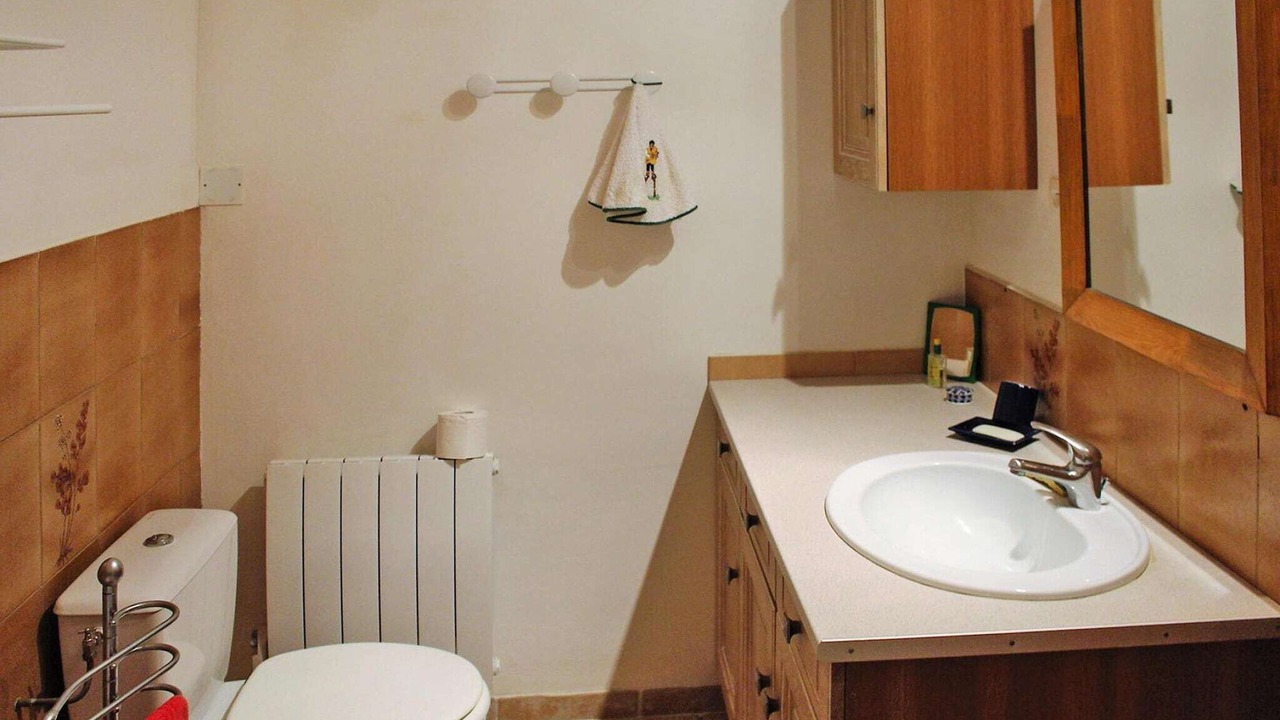 Photo of Bathroom in Revest-du-Bion