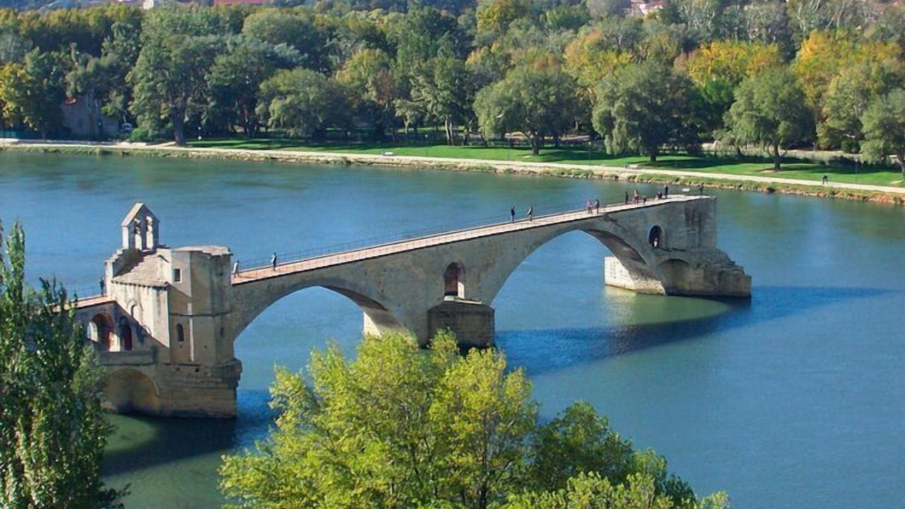 Photo of Others in Caderousse