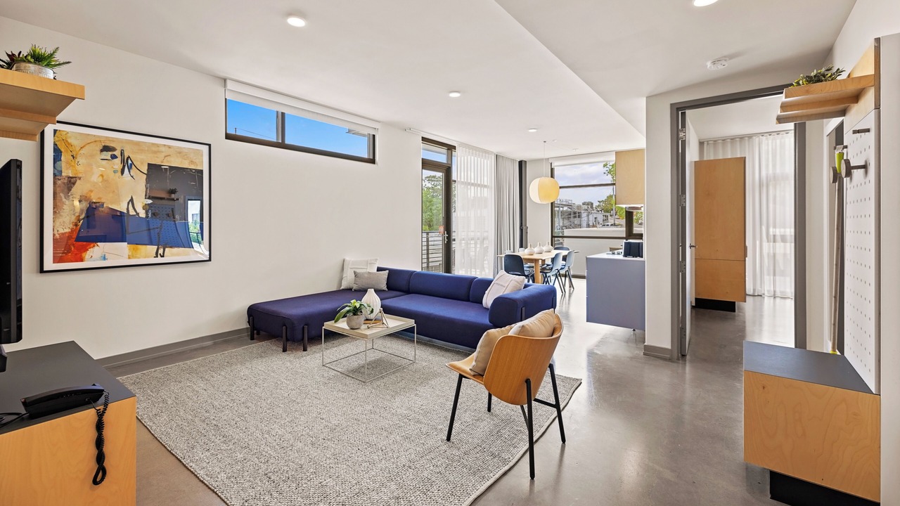 Photo of Livingroom in Chestnut Hill