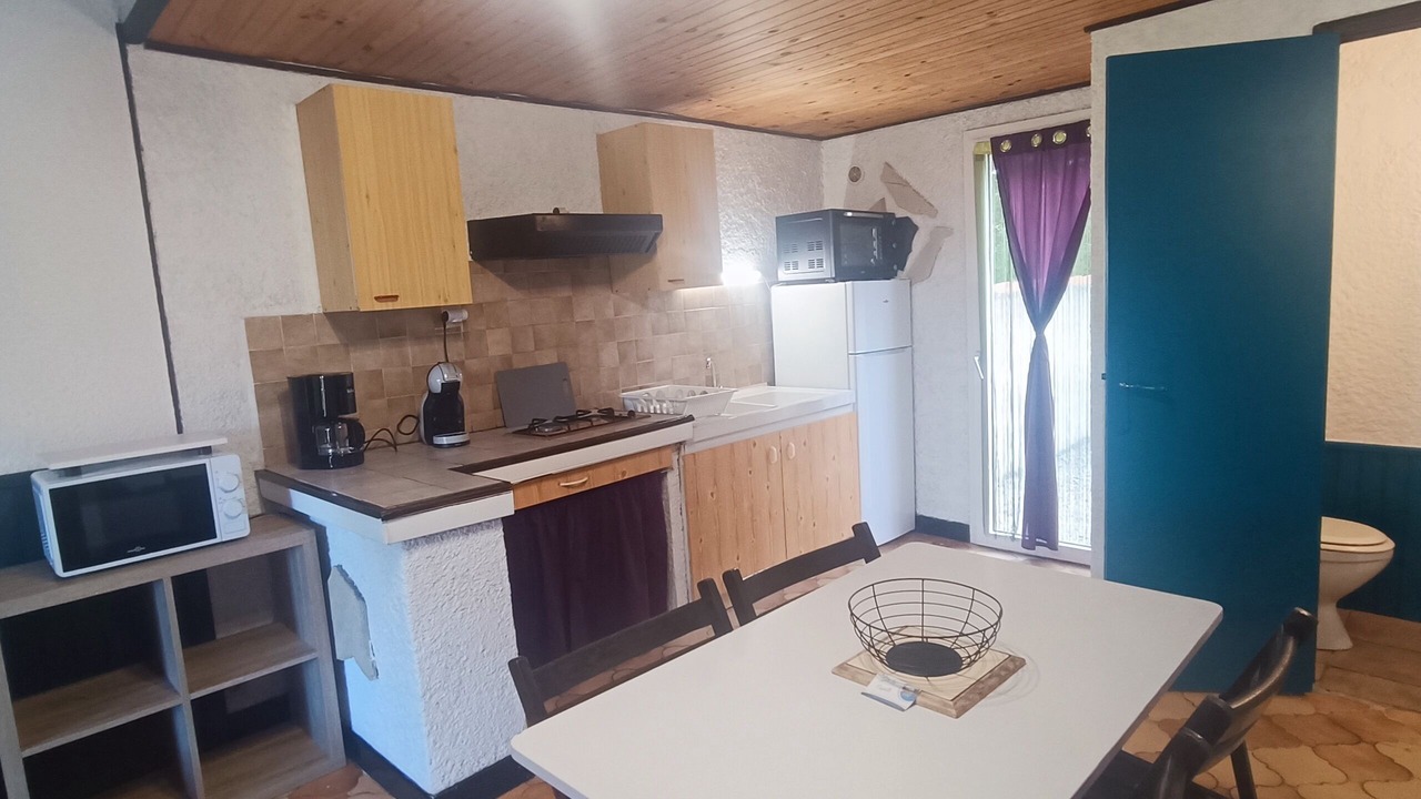 Photo of Kitchen in Roquefort-des-Corbieres