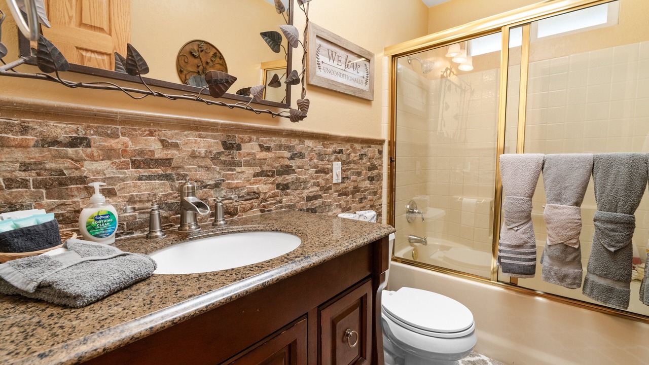 Photo of Bathroom in Eagle Mountain Estates