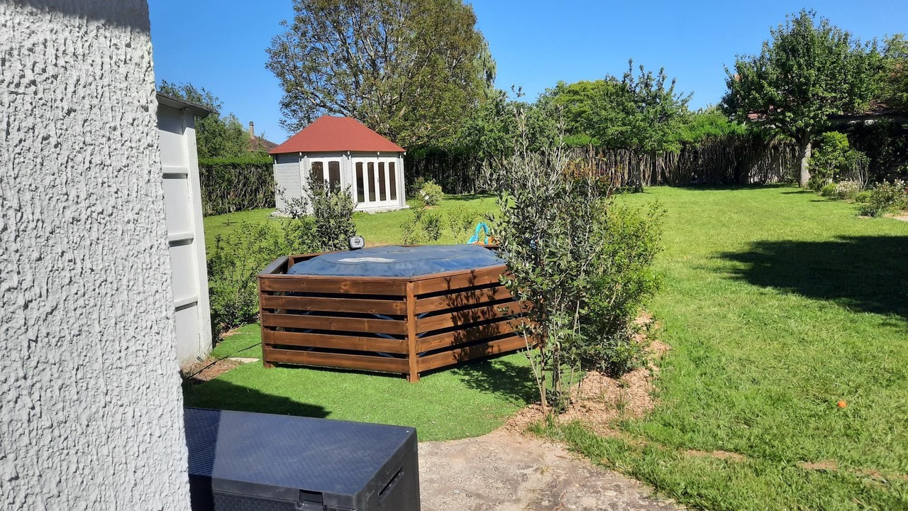 Photo of Outdoor in La Chapelle-en-Vexin