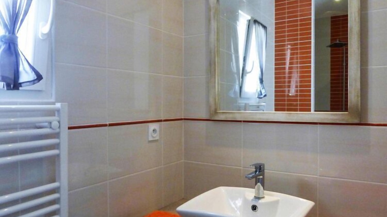 Photo of Bathroom in Gabian