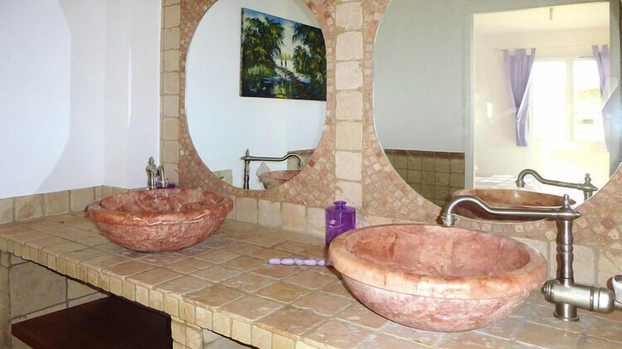 Photo of Bathroom in Lambesc