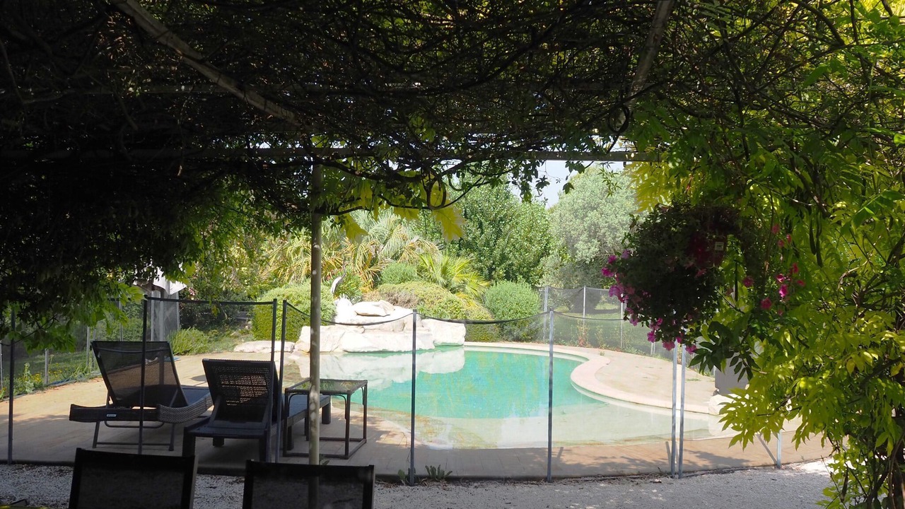 Photo of Outdoor in Lambesc