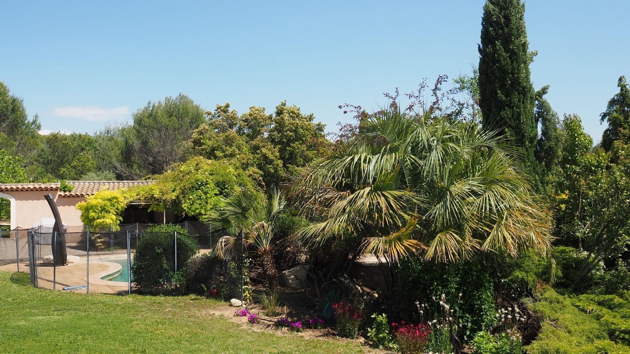 Photo of Outdoor in Lambesc