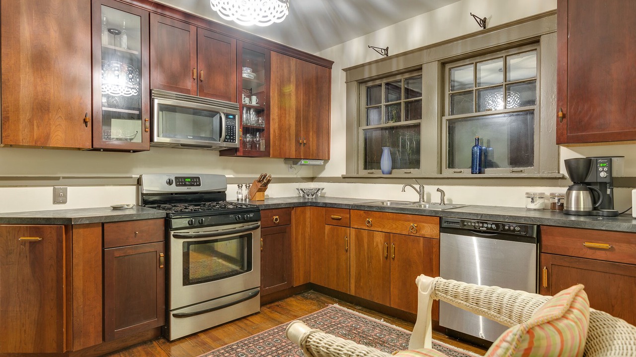 Photo of Kitchen in Cooper-Young Historic District