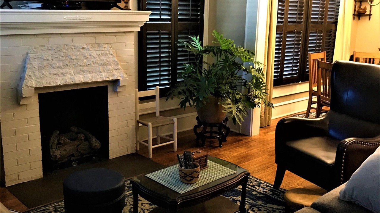 Photo of Livingroom in Nacogdoches