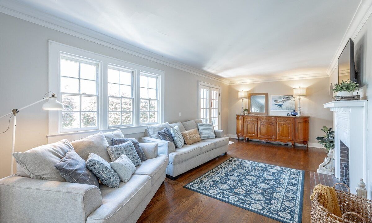 Photo of Livingroom in Chattanooga Valley