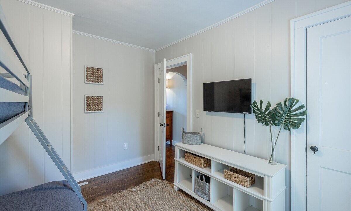 Photo of Bedroom in Chattanooga Valley